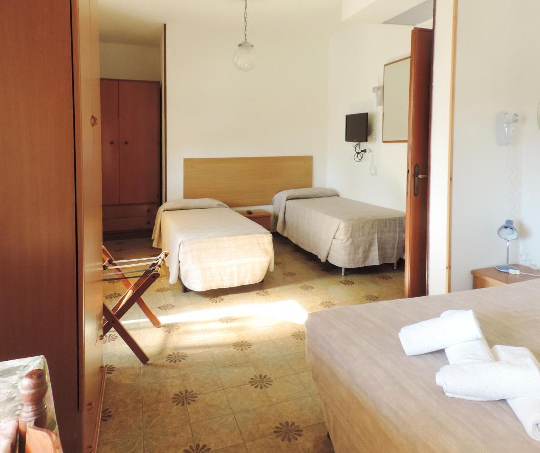 Hotel Saturno Lido di Jesolo Eksteriør bilde