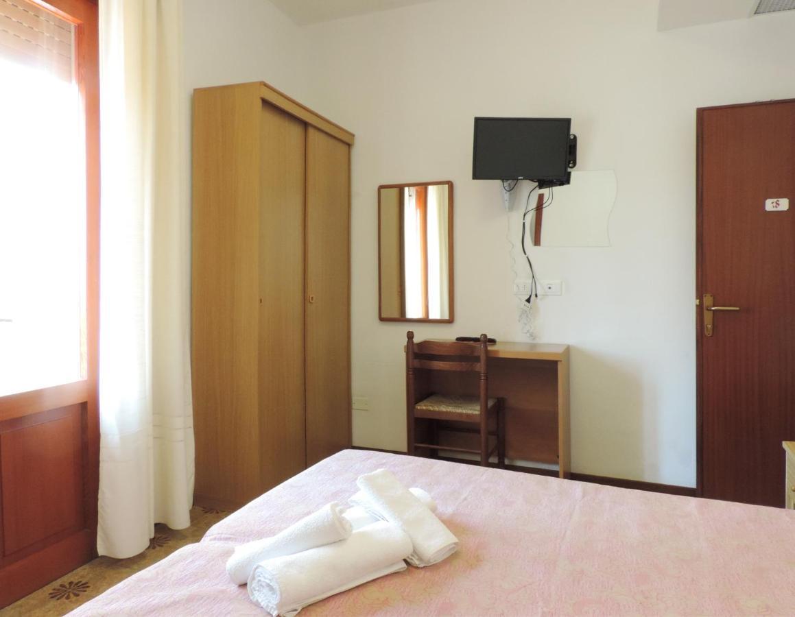 Hotel Saturno Lido di Jesolo Eksteriør bilde